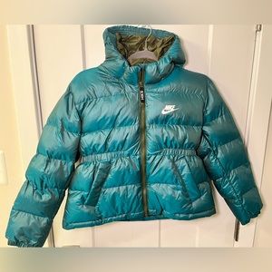 New Nike Girls Winter Green Puffer coat Size M